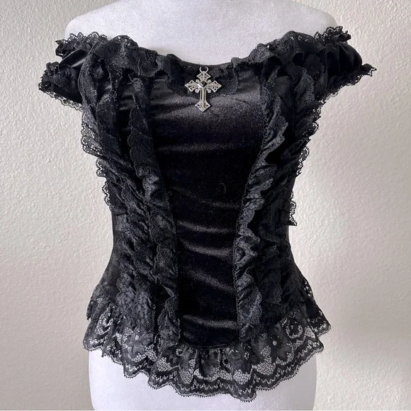 ROMWE Goth Gothic Palace Style Cross Lace Trim Velvet Off Shoulder Top Sz. M - Picture 4 of 13